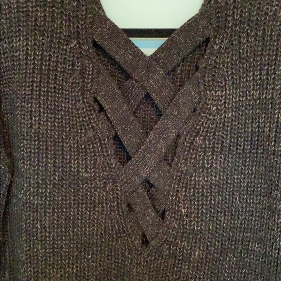 Black Criss Cross Cable Knit Sweater - Picture 2 of 4